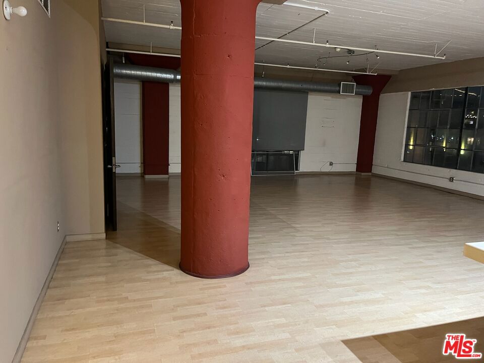 1855 Industrial Street 509 Property Photo 29