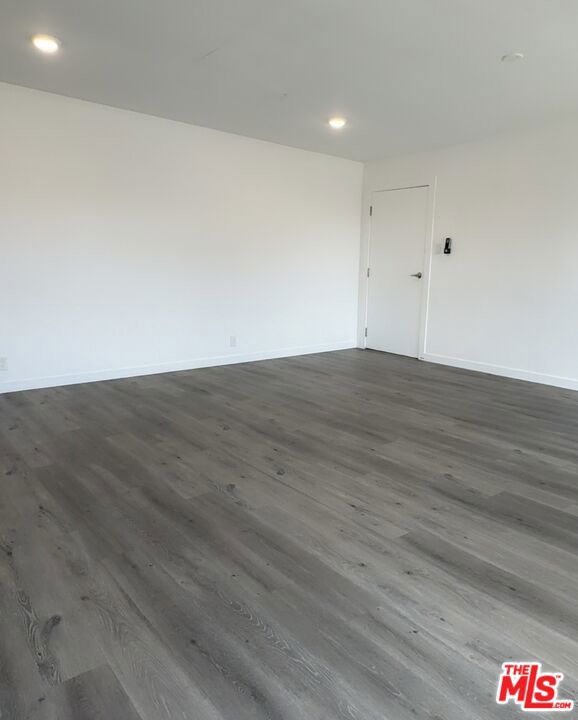 1626 Centinela Avenue 200 Property Photo 3