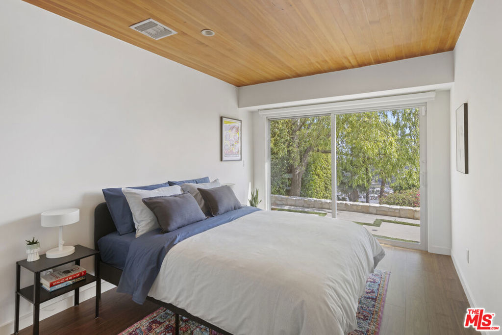 3760 Clayton Avenue Property Photo 36