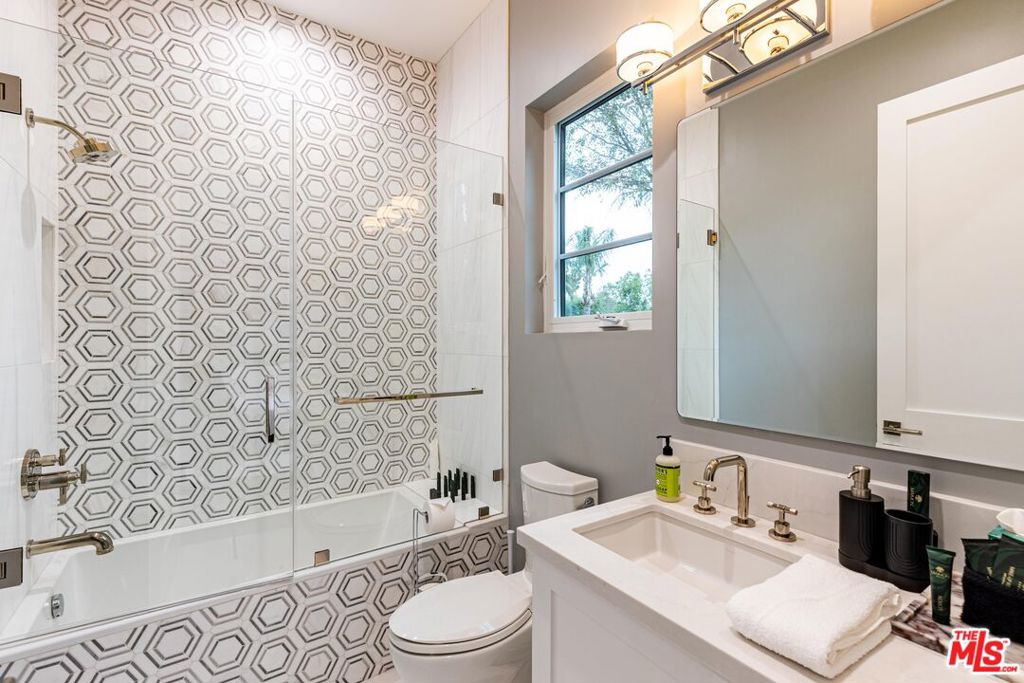 5162 Otis Avenue Property Photo 48
