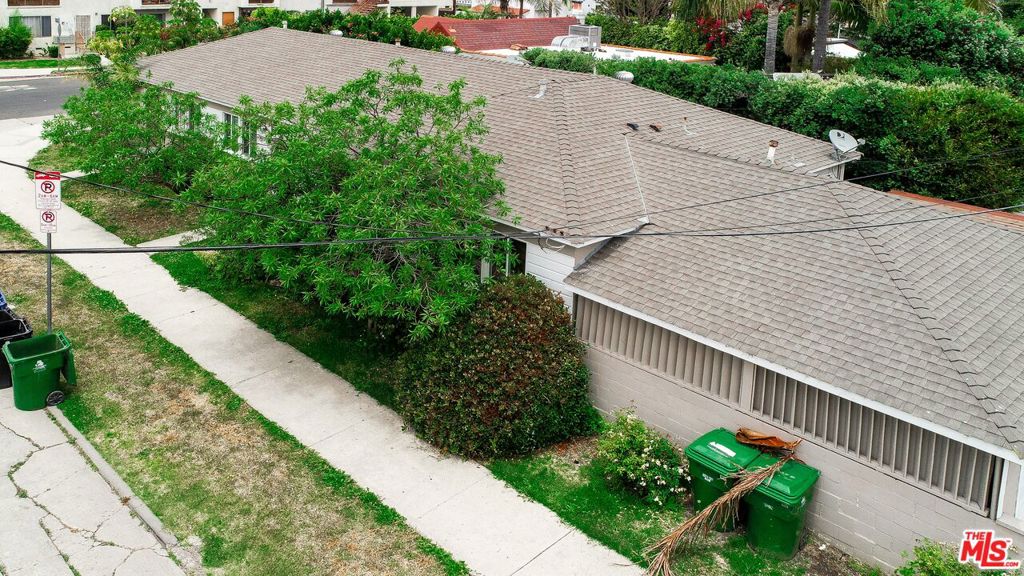 2200 Penmar Avenue Property Photo 10