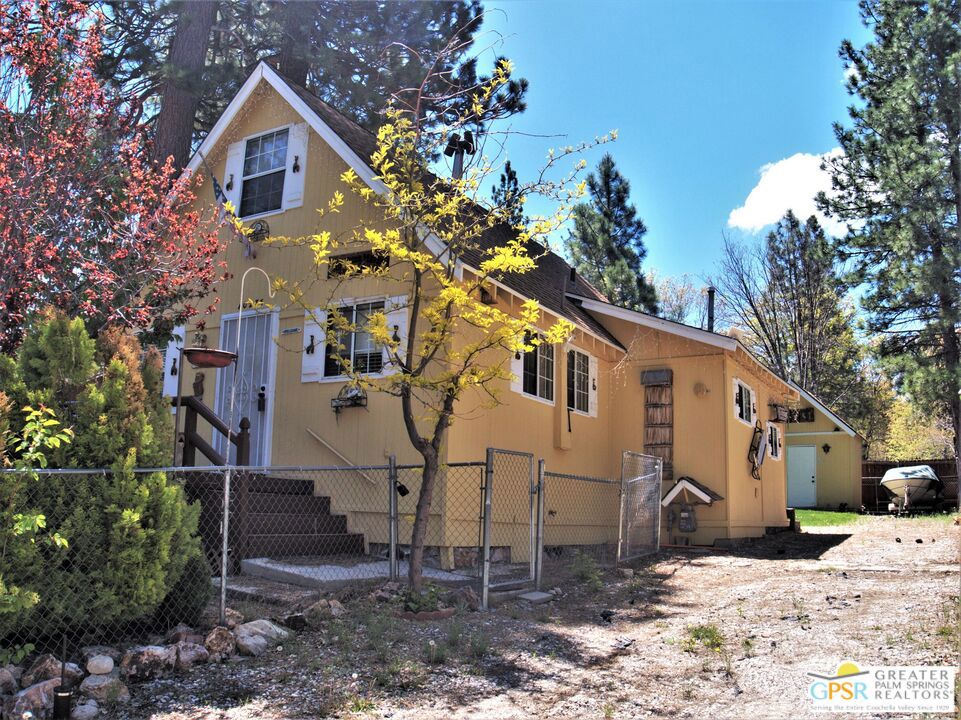 40235 Guinan Lane Property Photo 1