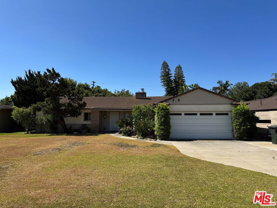9812 Beverly Lane Property Photo 1