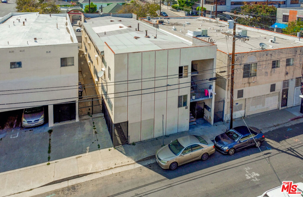 835 Cleveland Street Property Photo 4