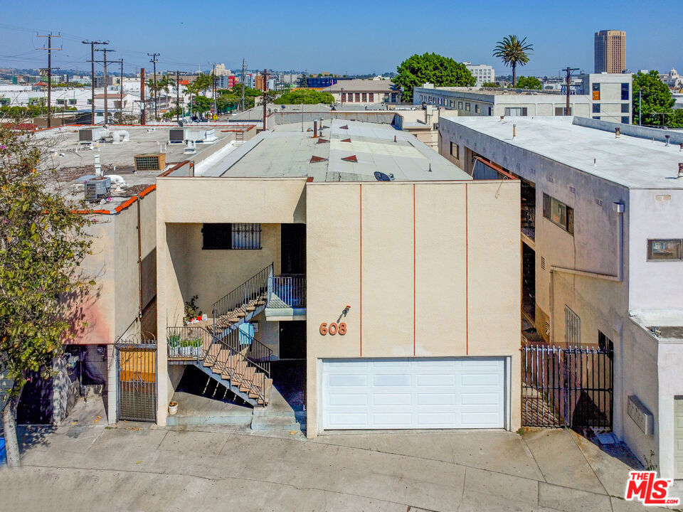 835 Cleveland Street Property Photo 11