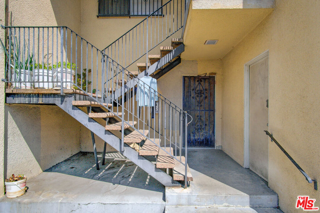 835 Cleveland Street Property Photo 20