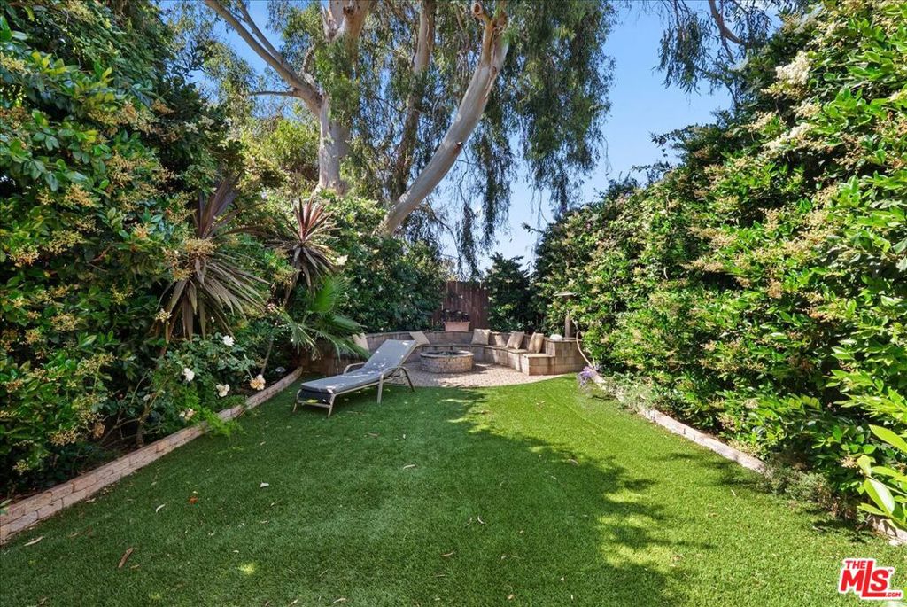 954 W 6th Street Property Photo 38