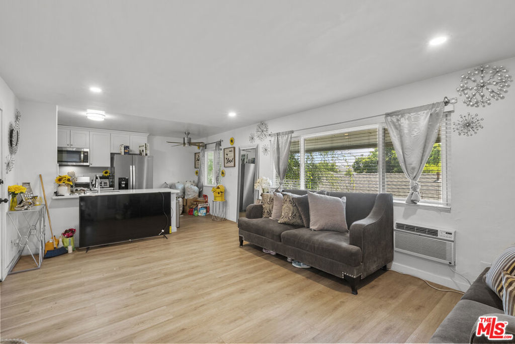 12001 Valerio Street Property Photo 7