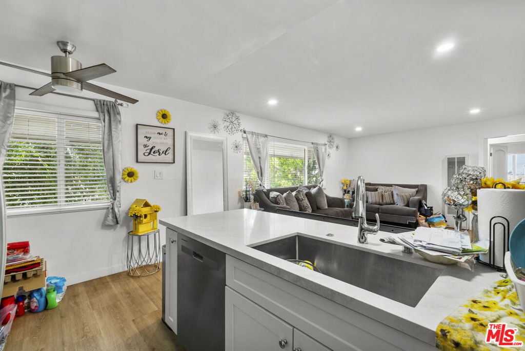 12001 Valerio Street Property Photo 8