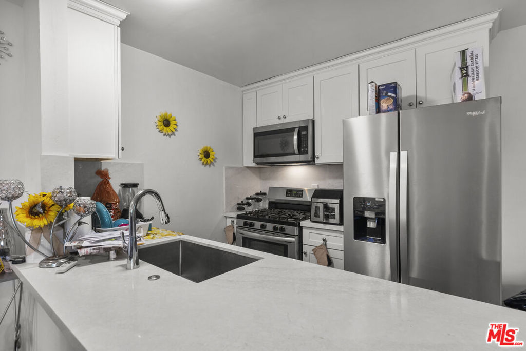 12001 Valerio Street Property Photo 11