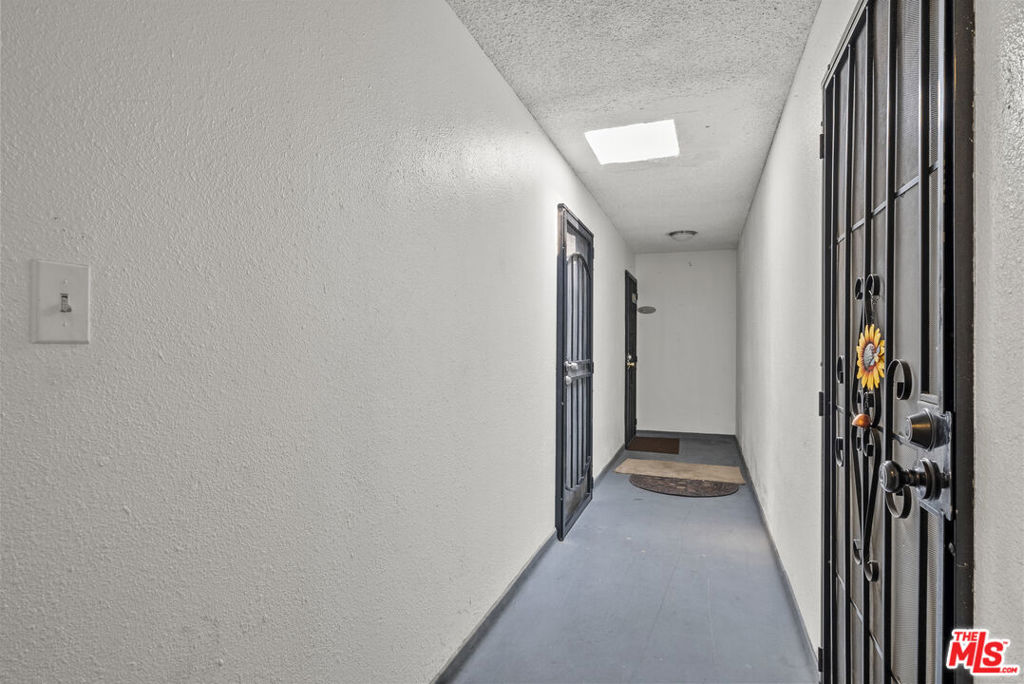 12001 Valerio Street Property Photo 19