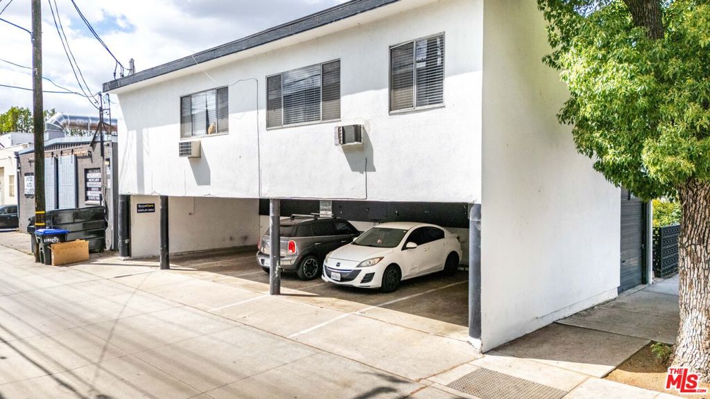 5940 San Fernando Road Property Photo 4