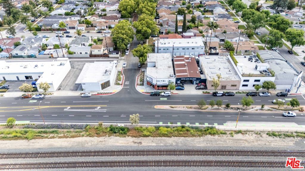5940 San Fernando Road Property Photo 6