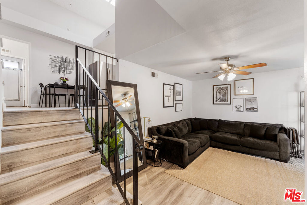 586 Rosewood Avenue Property Photo 1