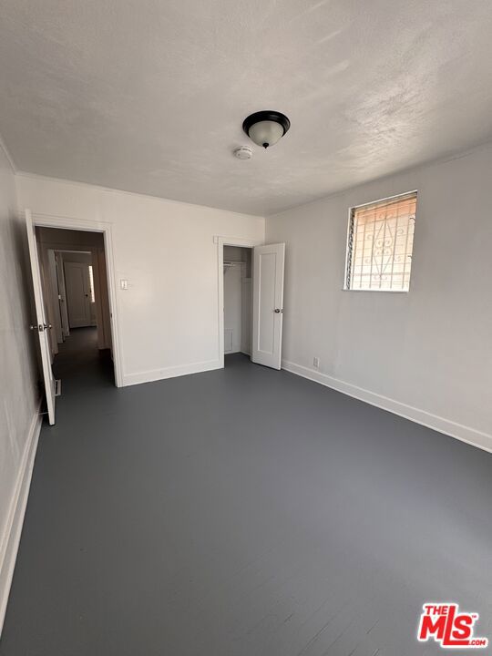 1650 S Rimpau Boulevard Property Photo 10