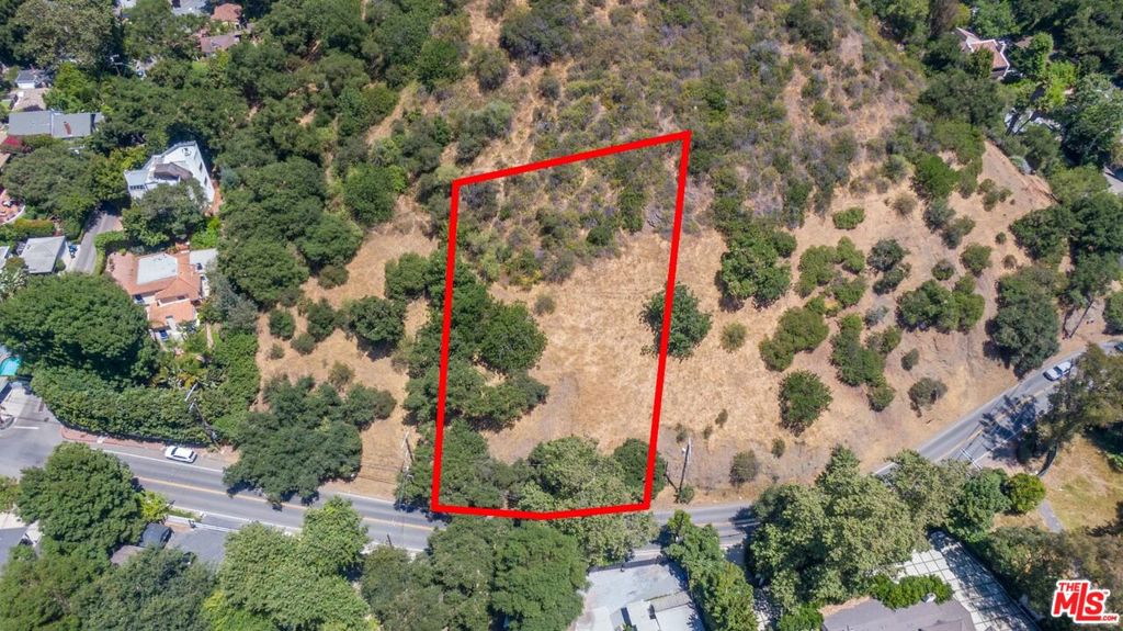 2250 Benedict Canyon Drive Property Photo 1