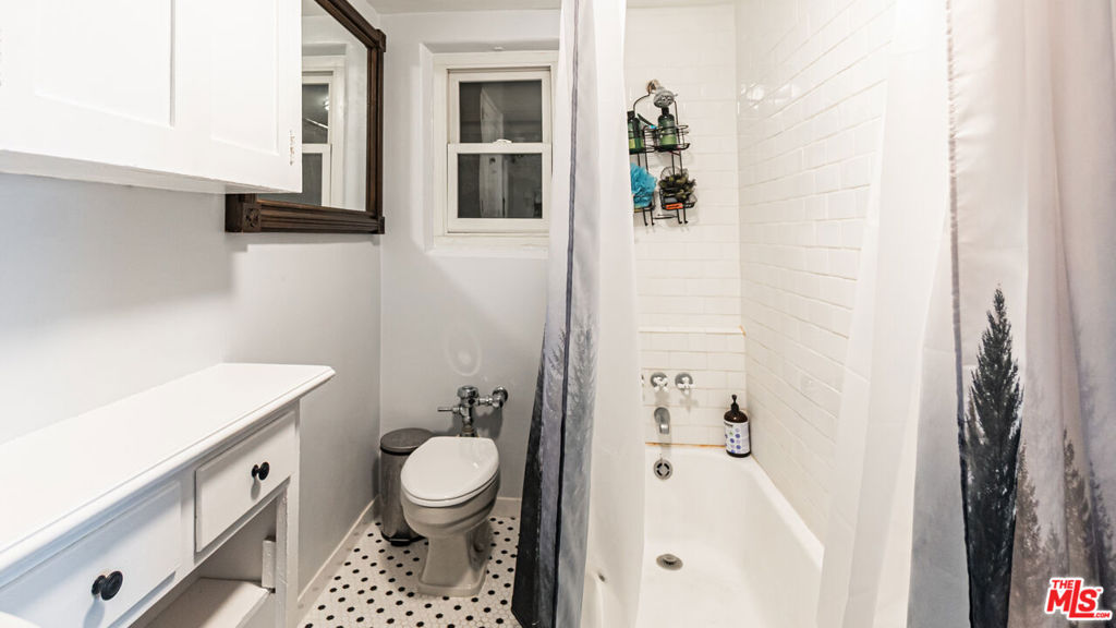 455 E Ocean Boulevard 502 Property Photo 32