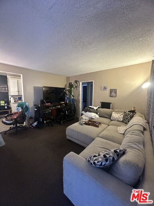 12420 Greene Avenue Property Photo 7