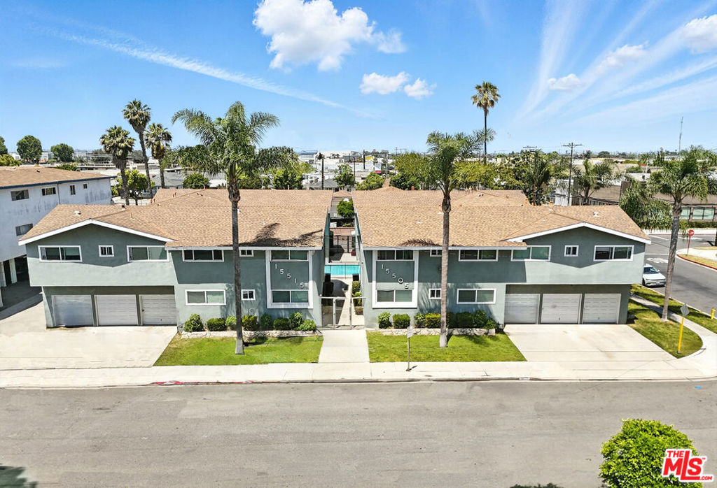 15505 S Budlong Place Property Photo