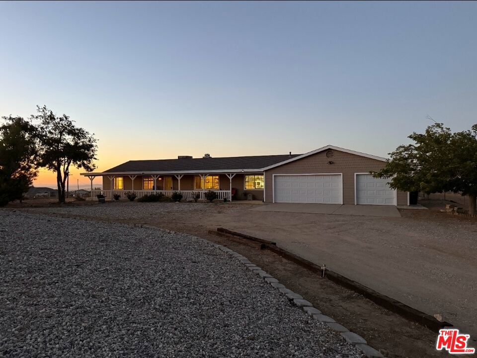 8125 Centola Road Property Photo 1