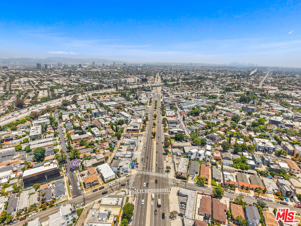 8687 Venice Boulevard Property Photo 42