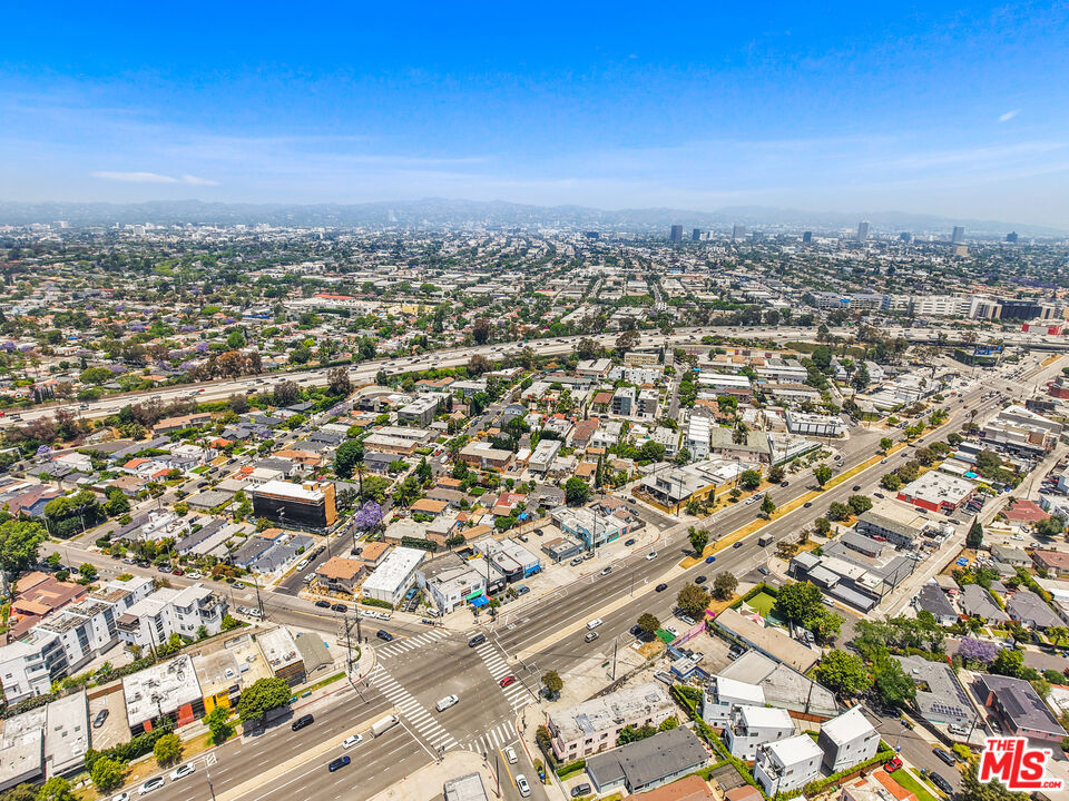 8687 Venice Boulevard Property Photo 43