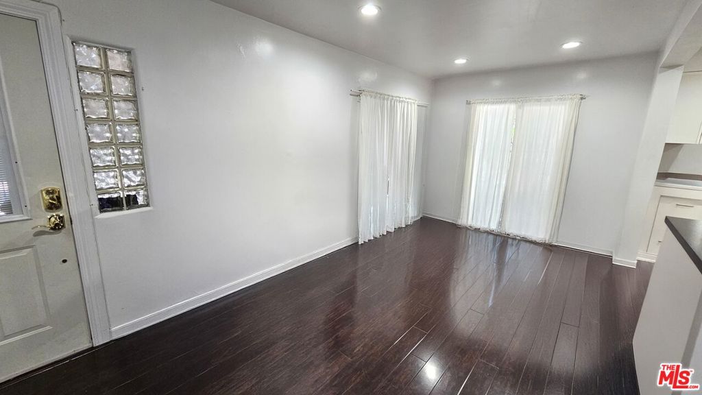 3212 De Witt Drive Property Photo 1