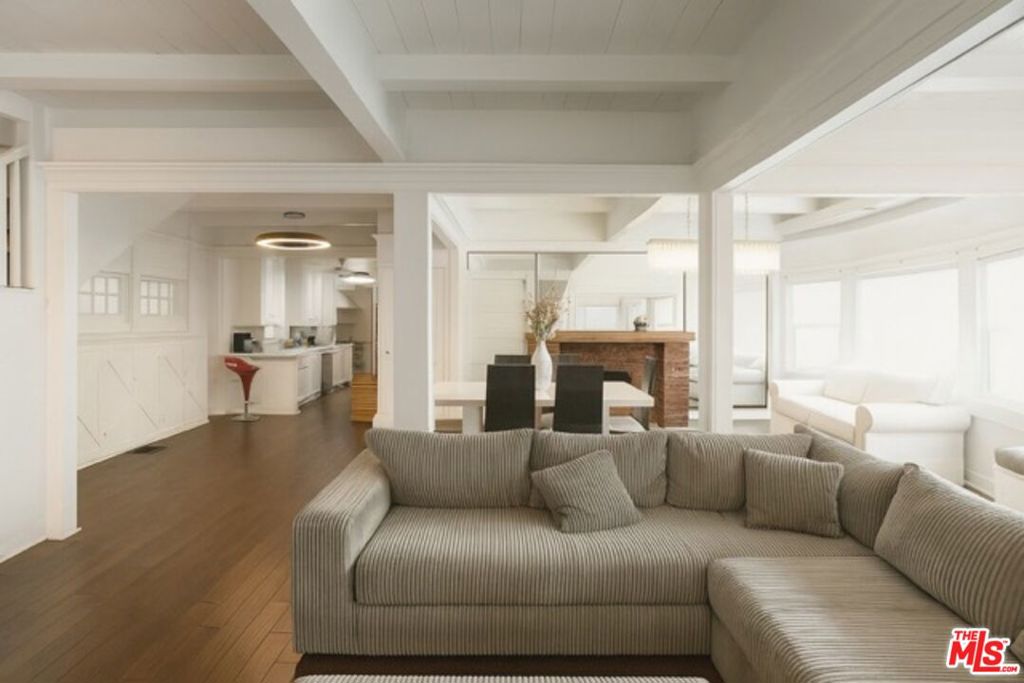 10 30th Avenue Property Photo 1
