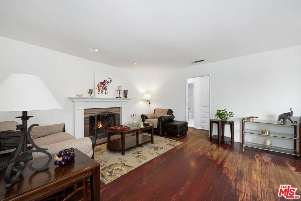 6221 Flores Avenue Property Photo 6