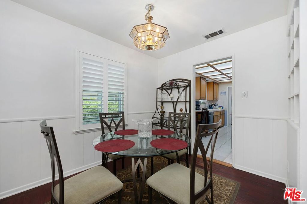 6221 Flores Avenue Property Photo 7
