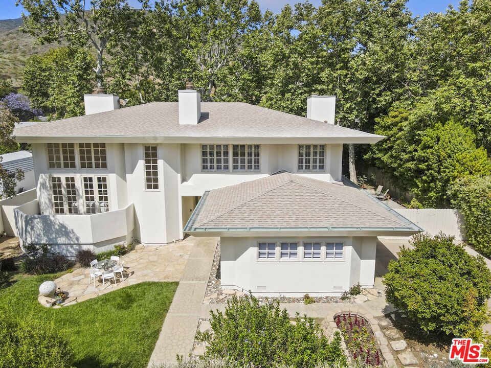 6320 Frondosa Drive Property Photo 1