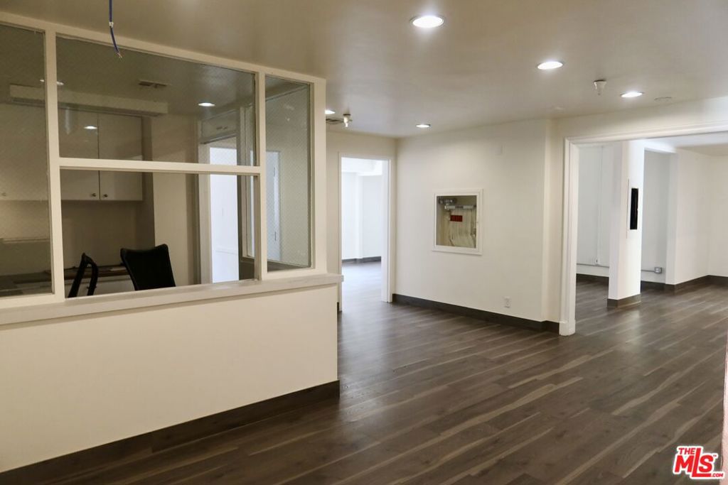 5862 Avalon Boulevard Property Photo 1