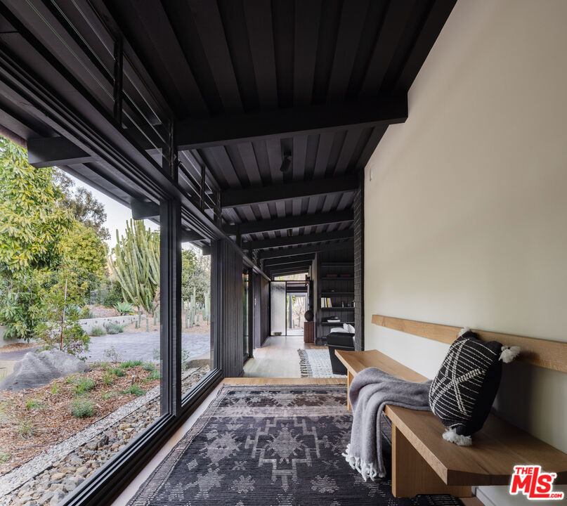 5949 Bonsall Drive Property Photo 11