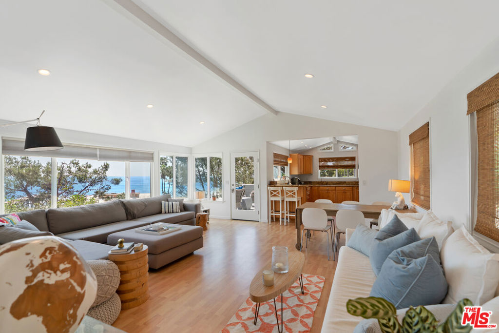 99 Paradise Cove Road Property Photo 1