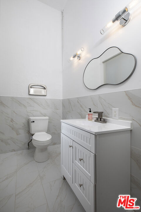 1535 S La Cienega Boulevard Property Photo 9