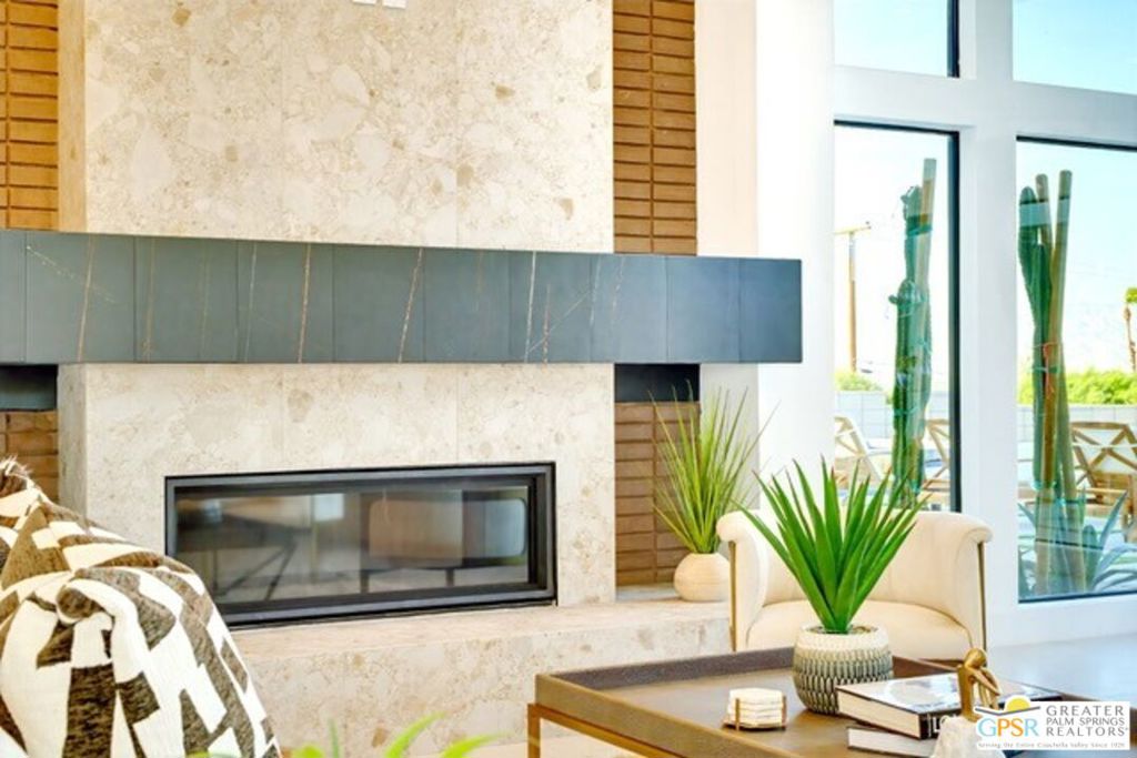 2233 N Vista Drive Property Photo 8