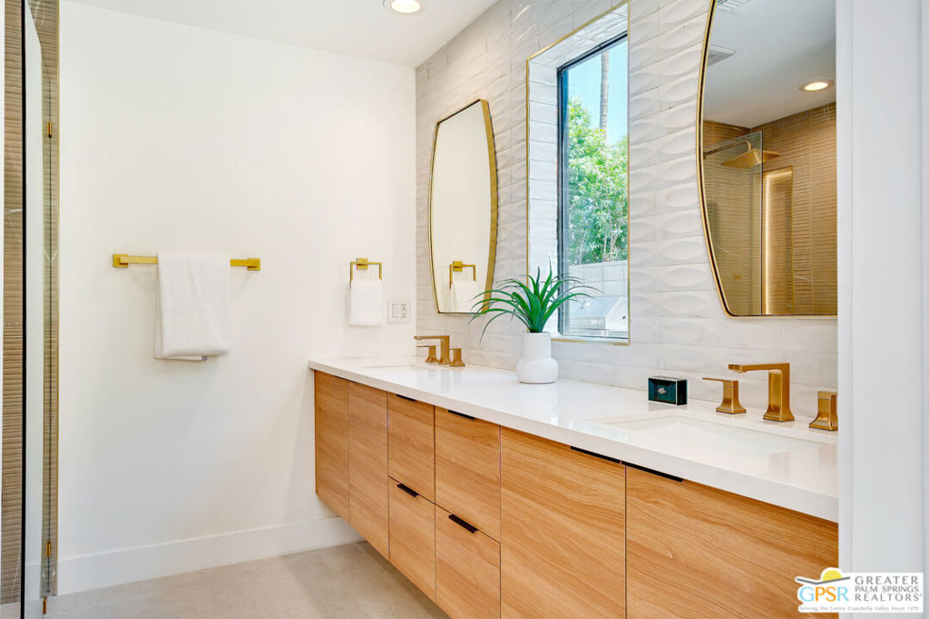 2233 N Vista Drive Property Photo 23