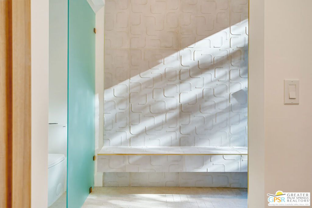 2233 N Vista Drive Property Photo 27