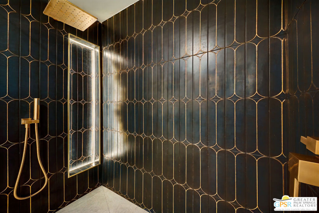 2233 N Vista Drive Property Photo 35