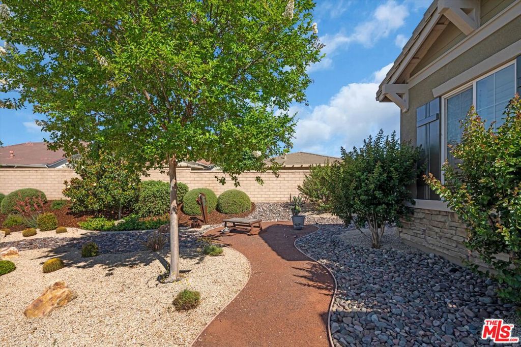 1506 Big Property Photo 3