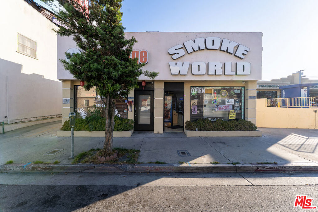 2245 Westwood Boulevard Property Photo 10
