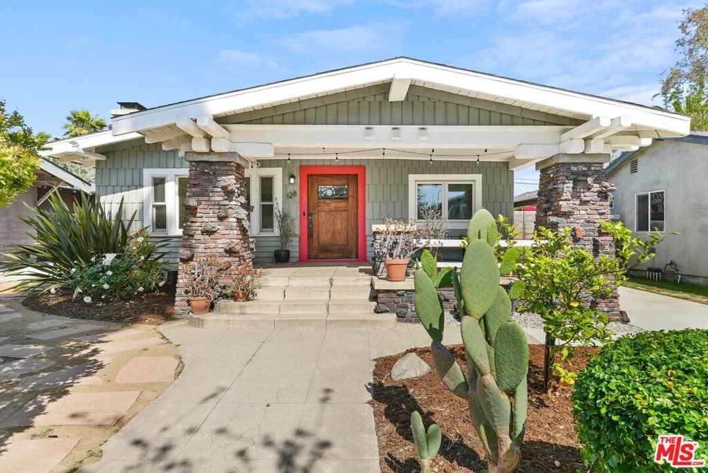 128 S Hobart Boulevard Property Photo 1