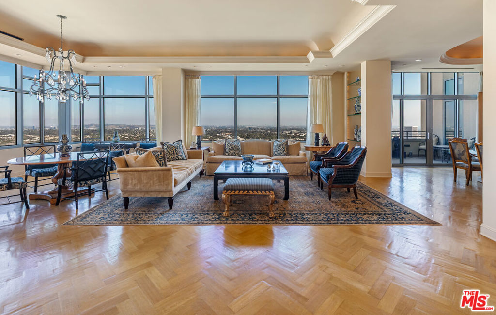 10800 Wilshire Boulevard PH 2202 Property Photo 1