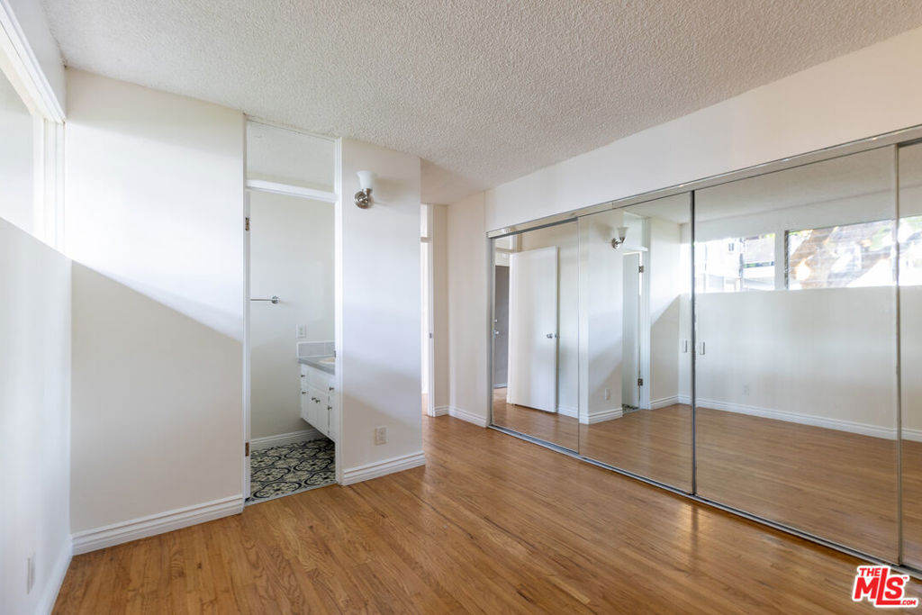 11131 Rose Avenue 17 Property Photo 11