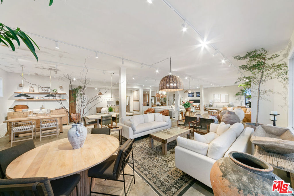 21247 Pacific Coast Highway Property Photo 17