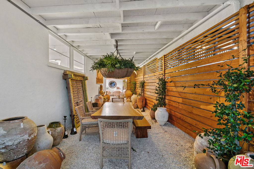 21247 Pacific Coast Highway Property Photo 29