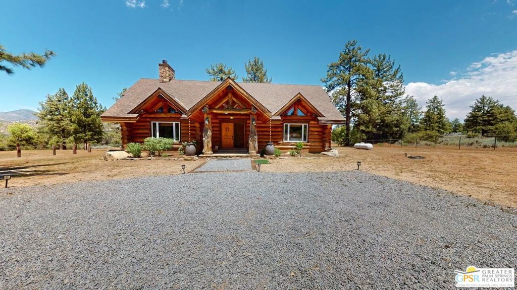 60164 Devils Ladder Road Property Photo 4