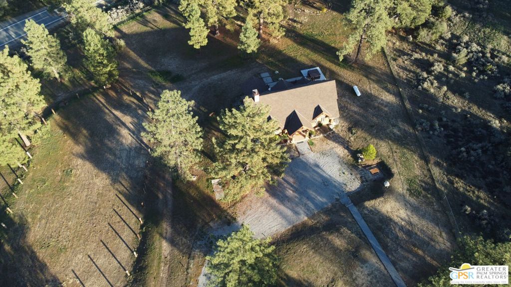 60164 Devils Ladder Road Property Photo 5