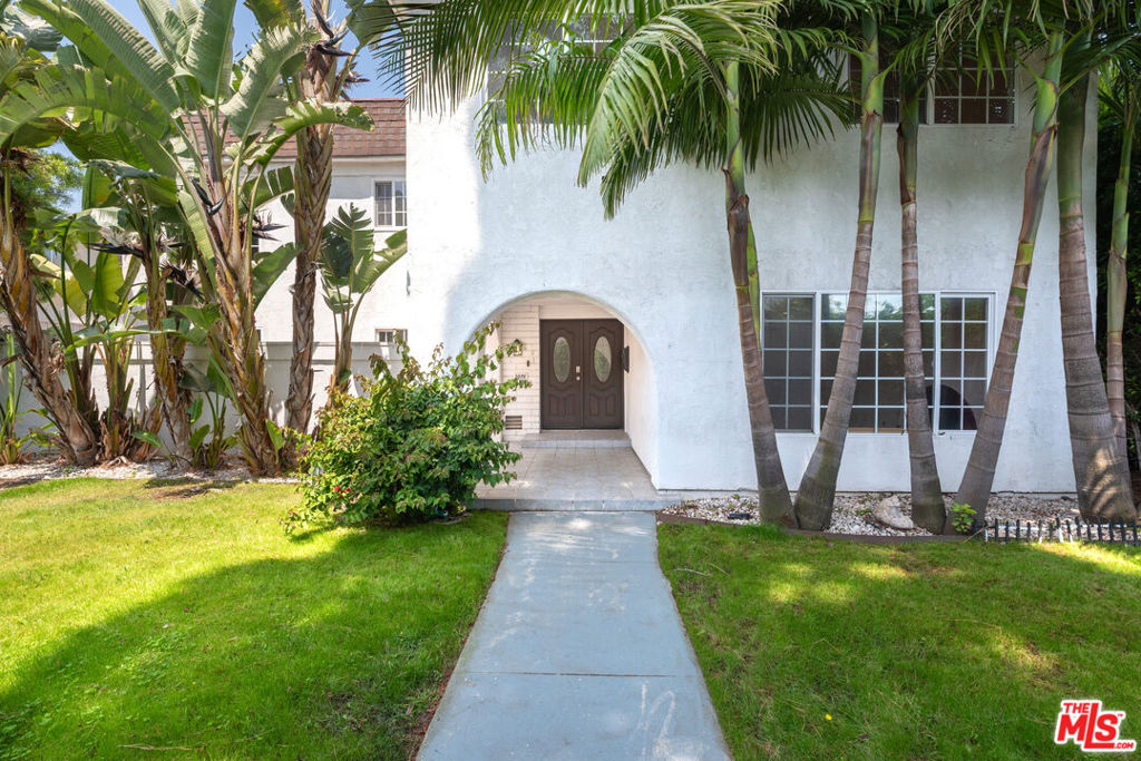 3026 Inglewood Boulevard Property Photo 1