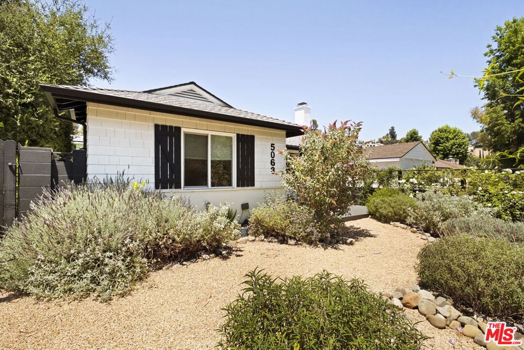 5063 Canoga Avenue Property Photo 3